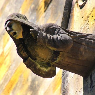 gargoyle-2541562_1920-e1532373568568