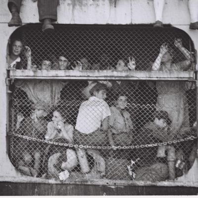 Beeld Exodus D820-034 Hans Pin GPO