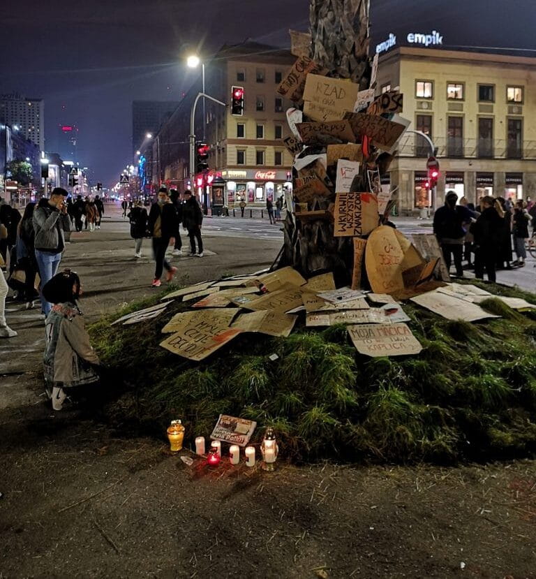 in-warschau-is-de-revolutie-uitgebroken